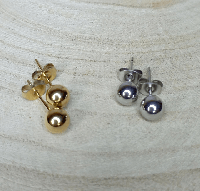 Boucles d'oreilles puce