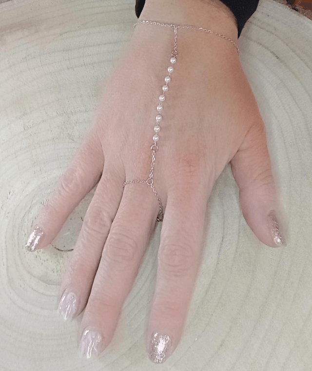 Chaine perles blanches 