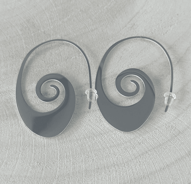 Boucles d&#039;oreilles spirale 